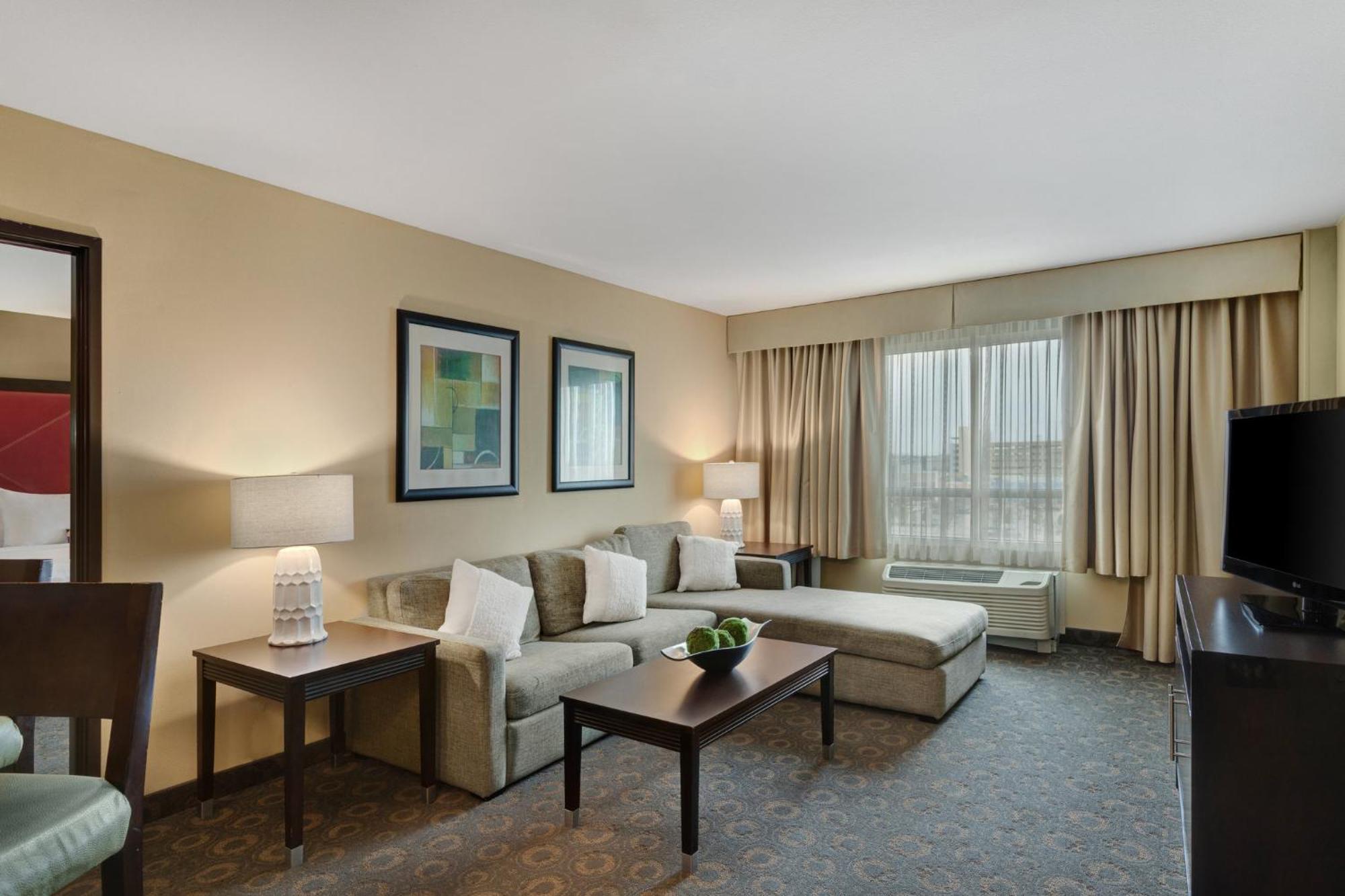 Hotel Crowne Plaza Galleria Area By Ihg